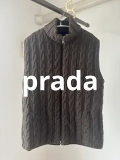 PRADA ニットベスト Vネック ブラック サイズ40 - メルカリ