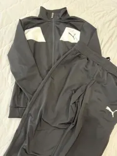 PUMA 黒 上下ジャージ