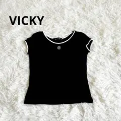 ビッキーVICKY Tシャツ 半袖　白ライン　バラ　コットン　日本製のサムネイル