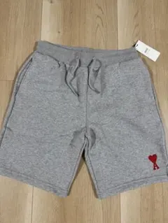 新品AMI PARIS アミパリス ハートロゴ ショートパンツスウェットグレー