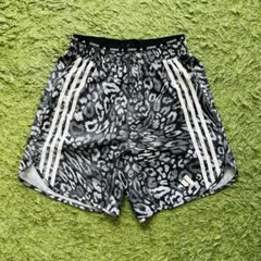 adidas ランニングショーツ 白黒