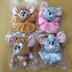 トムとジェリー　マスコット付きシュシュ　エンジェル＆デビルマスコット　４個セット