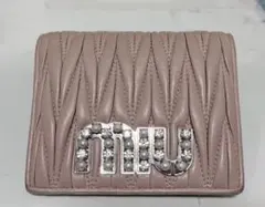 miumiu 二つ折り財布 ピンク マテラッセのサムネイル