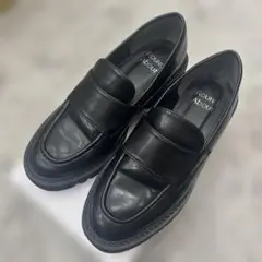 ローファー 革靴