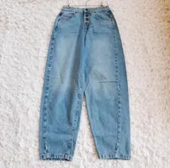 ZARA ハイウエスト カーブデニムパンツ ライトブルー［B43］