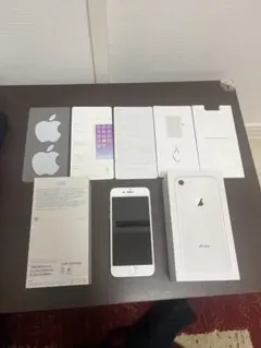 【極美品】iPhone 8 Silver 64GB SIMフリー バッテリ85%