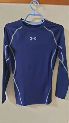 アンダーアーマー　長袖アンダーシャツ　SM