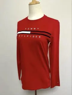 TOMMY HILFIGER 長袖Tシャツ レッド