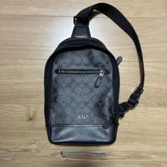COACH （コーチ）ブラックレザーショルダーバッグ