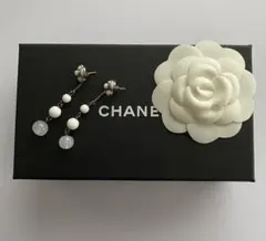シャネル　カメリアピアス　天然石