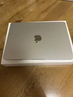 MacBook Air (M2, 2022) 13.6インチ ミッドナイト