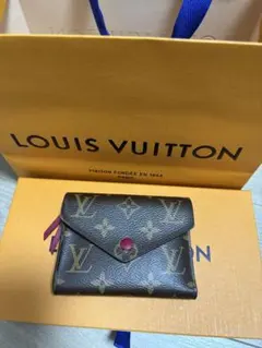 Louis Vuitton モノグラム 三つ折り財布のサムネイル