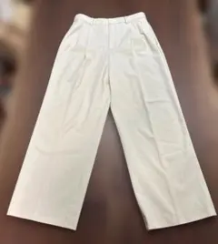 タックワイドパンツ（ツータック）　Lサイズ