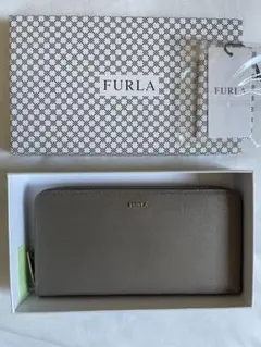 FURLA 長財布　グレージュ　グレーのサムネイル