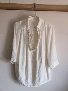 【美品】ブラウス　イング　INGNI シャツ　白　レース