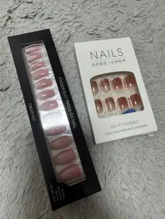 FINGER SUIT 、SHEINネイルチップセットのサムネイル