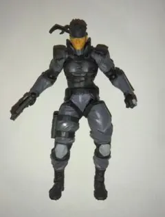 リボルミニ メタルギアソリッド ソリッドスネーク