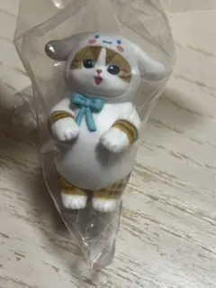 なりきりフィギュア　シナモロール×mofusand