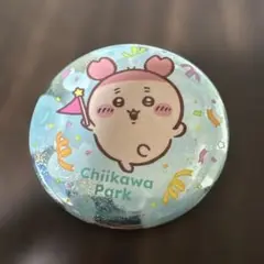 ちいかわパーク　トレーディング ホログラム缶バッジ　フラッグ　古本屋　カニちゃん