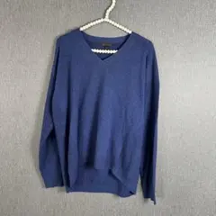 m.f. editorial Vネックセーターブルー系ウール混ニット Mゆったりのサムネイル