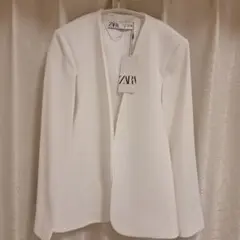 ZARA ケープコート ホワイト Sサイズのサムネイル