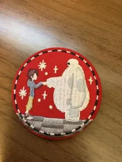 Disney Characters 刺繍缶バッジビスケット2 ベイマックス