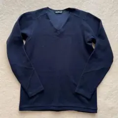 ￼ ARC'TERYX アークテリクス ネイビー Vネック ニット Mのサムネイル