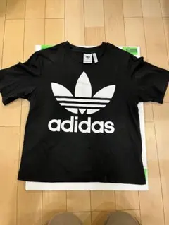 adidas ブラック Tシャツ Mサイズ