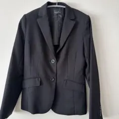 黒のスカートスーツ上下