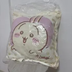 ちいかわうさぎクッション 45cm×45cmのサムネイル