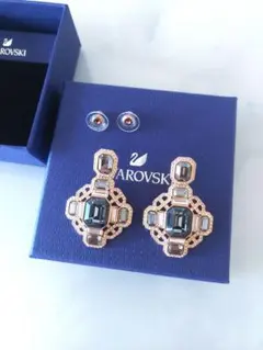 Swarovski Rosette Dark ピアス&ネックレスセット - メルカリ