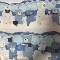 クマ柄の綿プリント生地