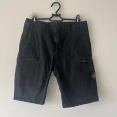 STONE ISLAND ブラックカーゴショートパンツのサムネイル