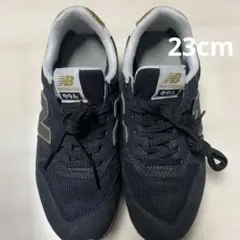New Balance 996 ブラック/ゴールド スニーカー