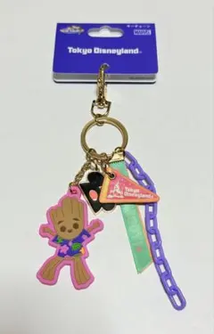 ディズニー　イッツア　スモールワールド　withグルート　キーチェーン　マーベル