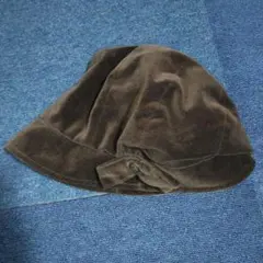 ダークブラウン ベルベット キャスケット