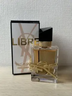 Yves Saint Laurent 香水　イヴサンローラン