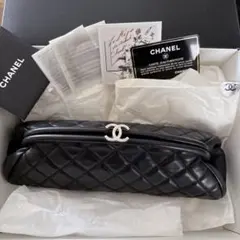 国内正規品CHANEL ブラック マトラッセクラッチバックシルバー金具がま口