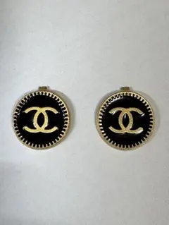 CHANEL シャネル ヴィンテージ ココマーク ピアスのサムネイル