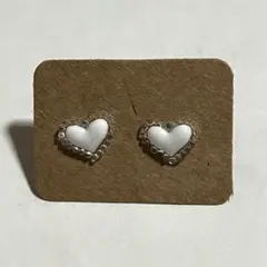 すずあかね様専用 18番 33番 ハート型 ホワイトピアス ポスト部分シルバー色