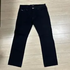 バーバリーブラックレーベル、メンズ、黒色ジーンズ　ウエスト82センチ