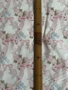 リボン柄 生地 綿 ホワイト地