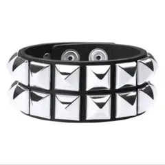 Supreme Studded Leather Bracelet black - メルカリ