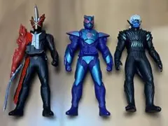 仮面ライダー ソフビ人形 セイバー リバイ バイス 3体セット