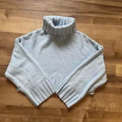ライトブルータートルネックセーター