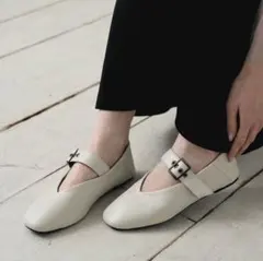 新品【Bulue.】メリージェーン パンプス アイボリー 38（24cm）