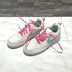 《一点物》NIKE スニーカー 白 24.5cm