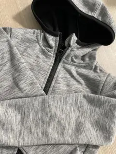 グレー フード付き パーカー110