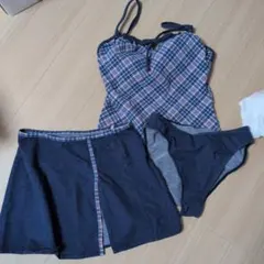 チェック柄セパレート水着（スカート付き）