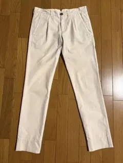 ブルネロクチネリ　コットンチノパンツ　クリーム色　メンズ　サイズ46 ズボンのサムネイル